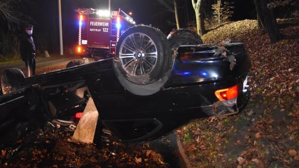 18 Jährige Im Auto Gefickt 18 Jährige Im Auto Gefickt